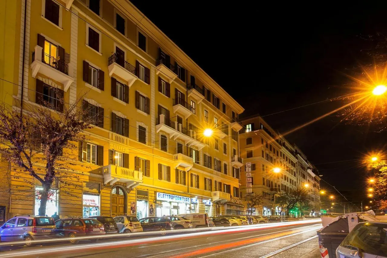 Domus Imperiale Guest House Rome
